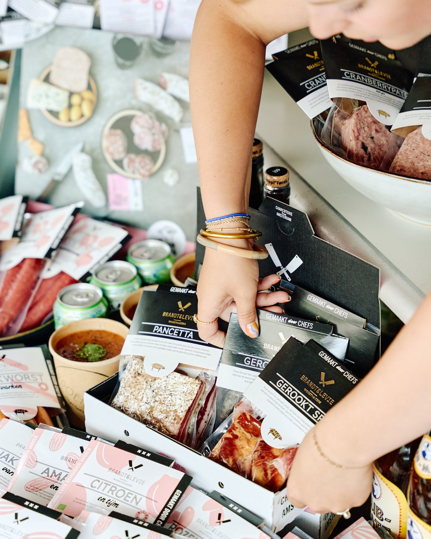 Brandt & Levie - eet beter vlees - goed gehouden varkens - culinair - charcuterie - winkel - delicatessen