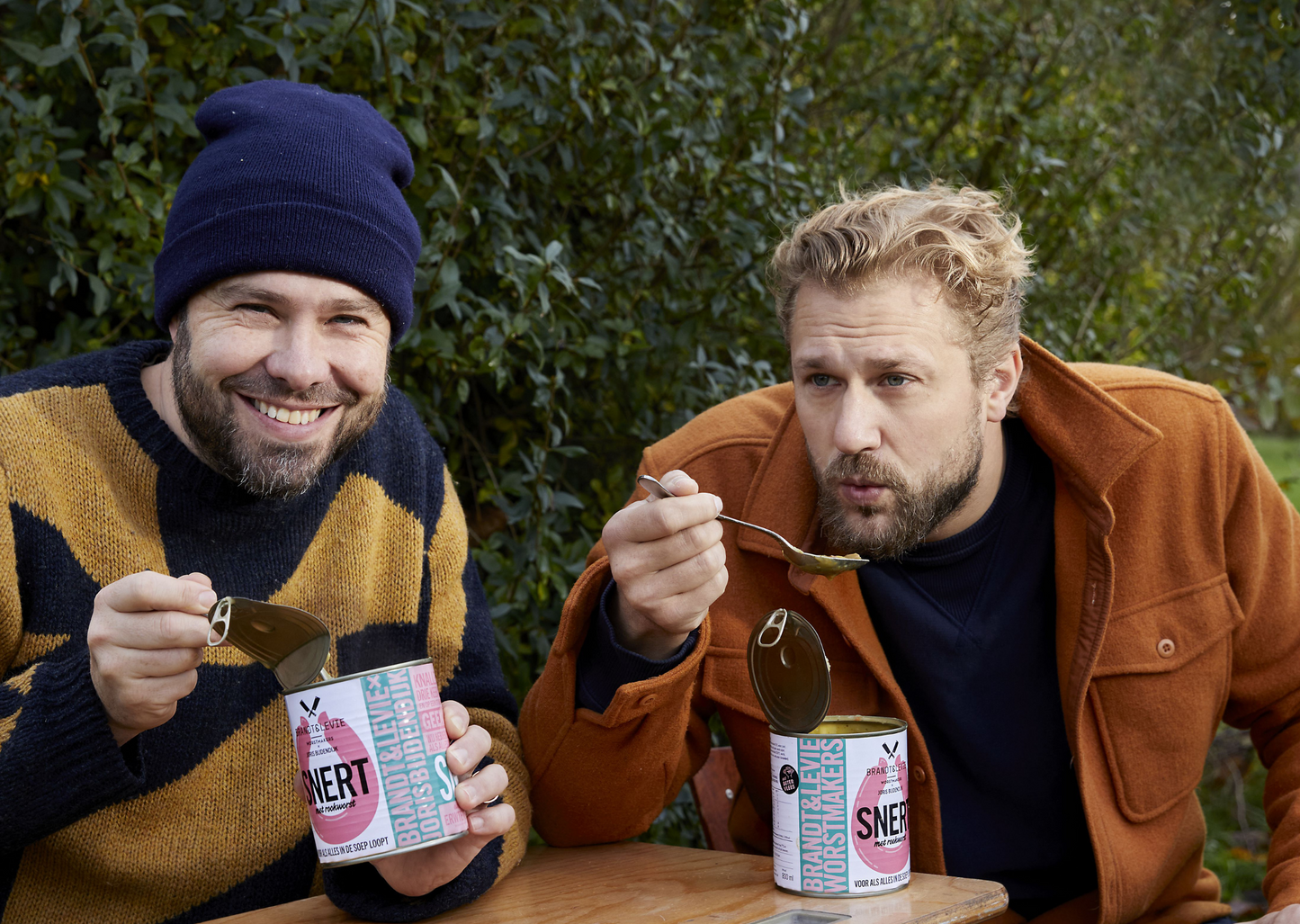 Brandt & Levie - eet beter vlees - goed gehouden varkens - samuel levie - joris bijdendijk - amsterdam - snert - soep uit blik - snert - erwtensoep - rookworst - hollands - soep - soep pakket - soep box - winterse maaltijd