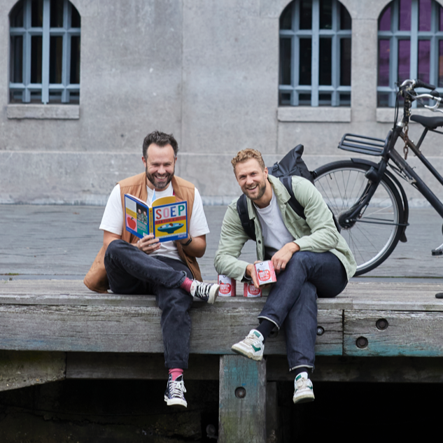 soepboek - boek - kookboek - soep - soep gerechten - gerechten - samuel levie - joris bijdendijk - nijgh & van ditmar - amsterdam - hollands - fiets